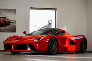 Ferrari LaFerrari Aperta